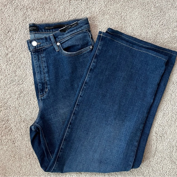 Banana Republic Denim - Banana Republic High Rise Wide Leg Jeans Size 31